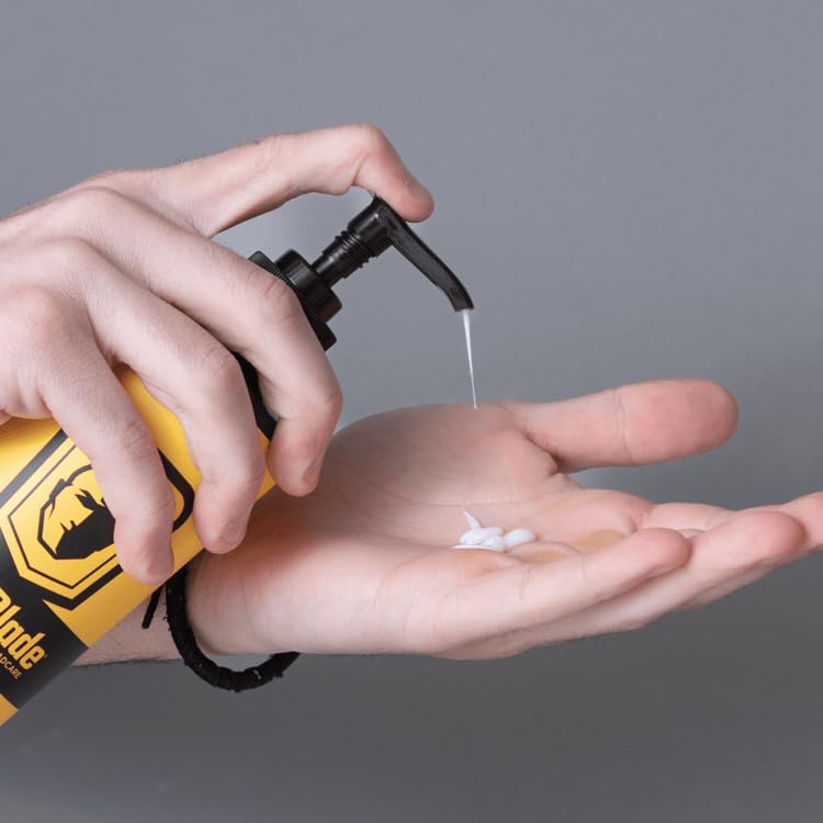 HeadBlade HeadSlick Shave Cream 8 oz for Smooth Headshaving for Bald Men, Helps with Irritation, Redness, & Razor Burn