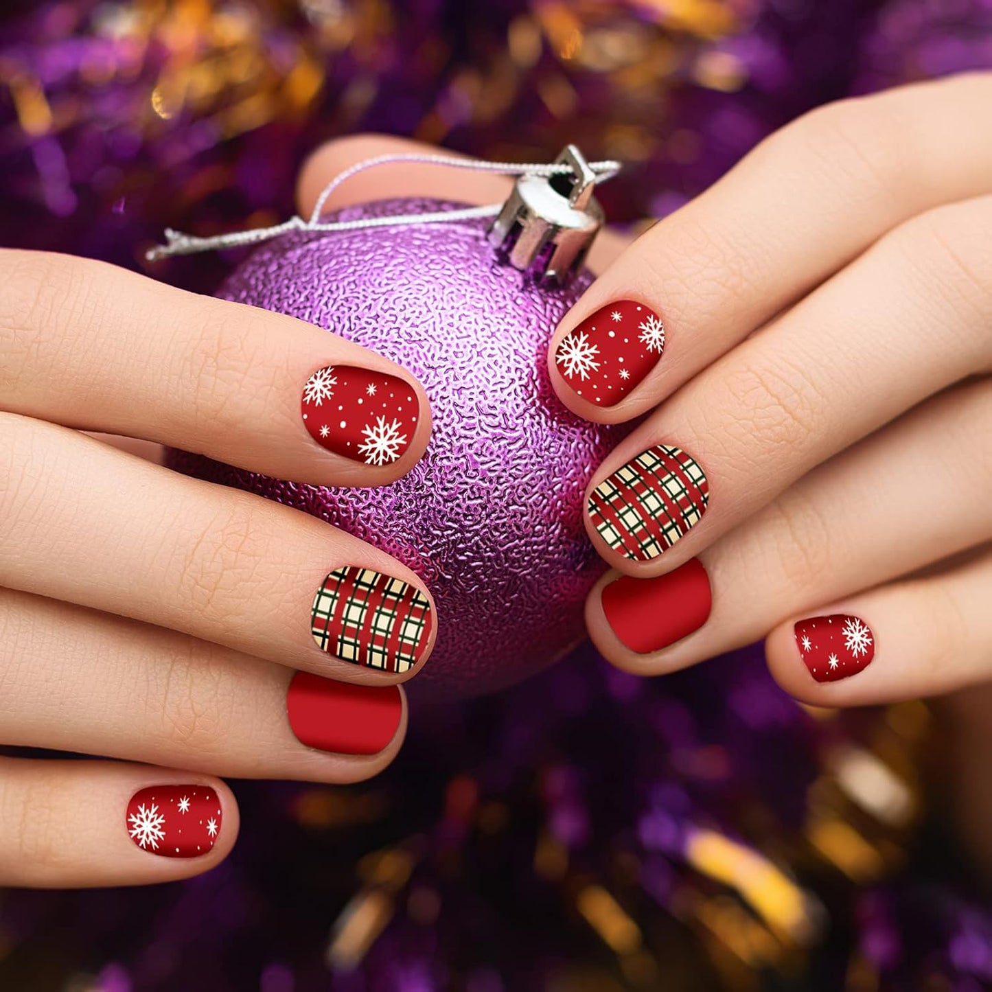 TailaiMei 14 Sheets Christmas Nail Wraps Stickers Nail Polish Strips Self-Adhesive Full Wraps with 2 pcs Nail Files for DIY Nail Art Decals (Gift Style)