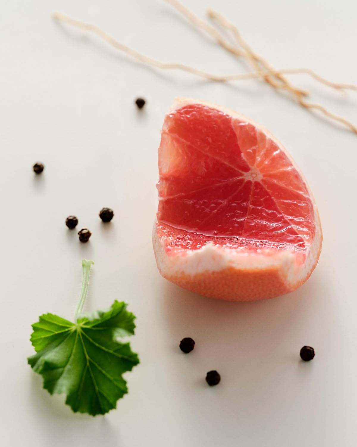 Maison Louis Marie - No.09 Vallée de Farney Natural Roll-On Perfume Oil Sample | Luxury Clean Beauty + Non-Toxic Fragrance (0.1 fl oz | 3ml)