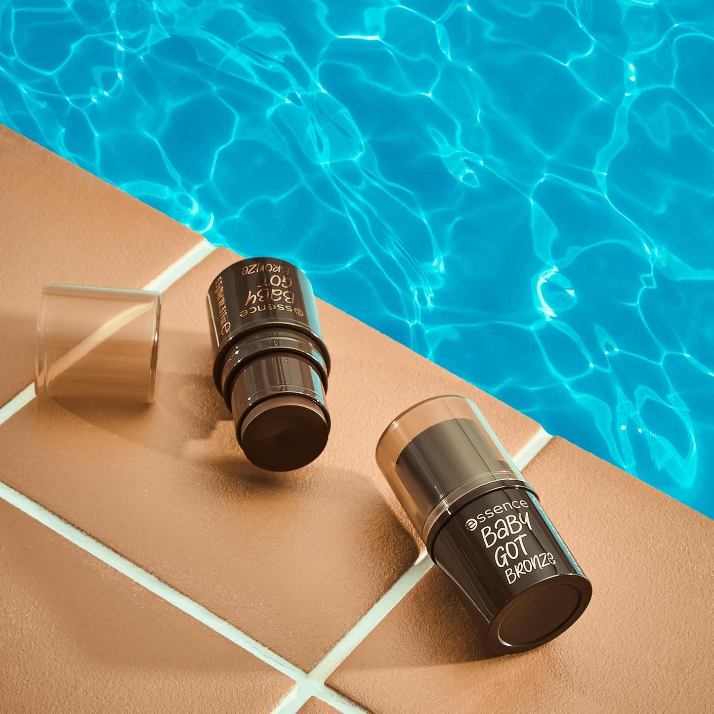 essence | Baby Got Bronze Stick | Cream Bronzer Easy to Apply & Blend | Vegan & Cruelty Free | Free From Gluten, Parabens, Preservatives, & Microplastic Particles (50 | Cozy Coffee Kiss)